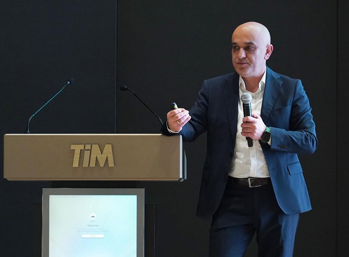 Kamuda edindiğimiz bilgi ve tecrübeyi özel sektörle buluşturuyoruz